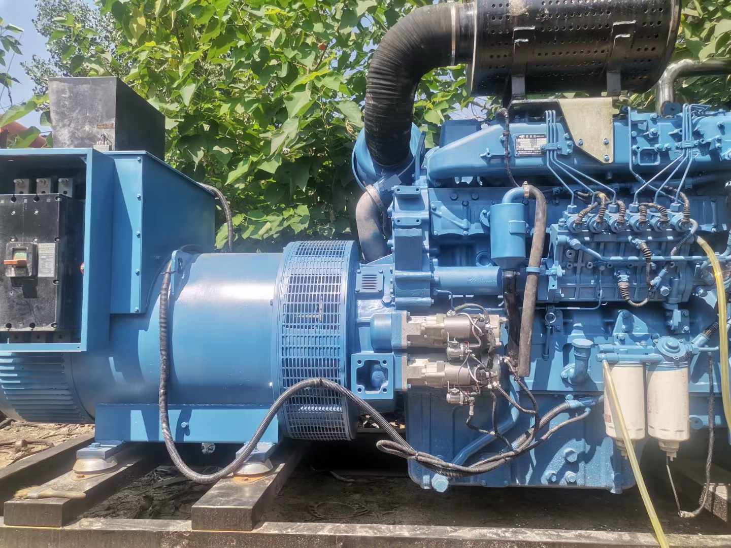 天峨详细说明降低 800kW 柴油发电机输出电流波动的方法